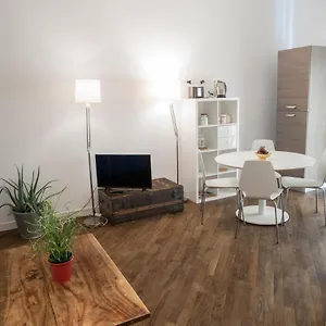 Renovated Flat Near Duomo - Lamarmora Appartamento Milano